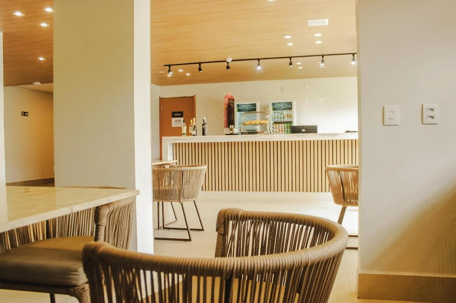 Lagoa Eco Towers - Apartamento Para Ate 7 Pessoas Com Acesso A Piscinas, Quiosques, Restaurante E Muito Mais Caldas Novas Szálloda